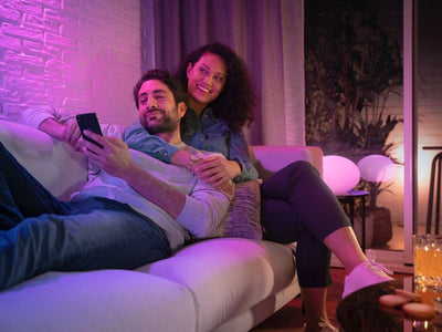 Philips Hue white and color ambiance GU10-älylamppu, 350lm